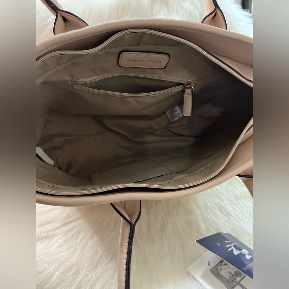 NWT Adrienne Vittadini Garden Bloom Tote Bag MSRP $175 - Picture 7 of 10